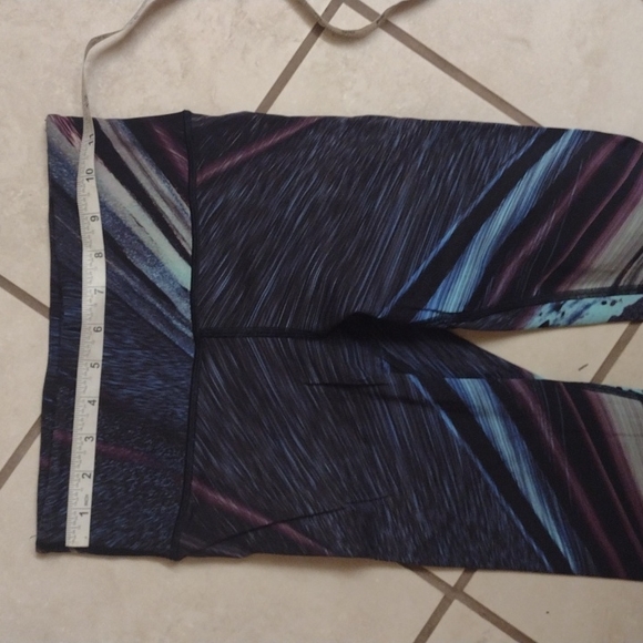 SOLD 🦄 Rare limited edition Electrobeam Speed Tight Lululemon - Picture 4 of 14